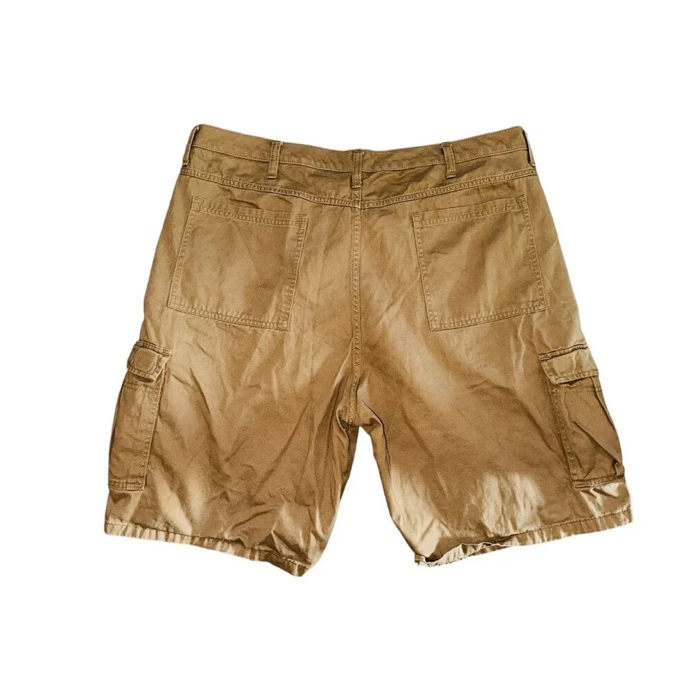 B2 Wrangler Cargo Brown Shorts Men's‎ Size 40